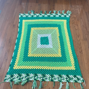 Vintage Crochet Green Throw/Blanket‎